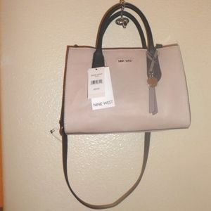 NWT Nine West Crossbody Handbag Purse Multi-Compartment, Beige/Black